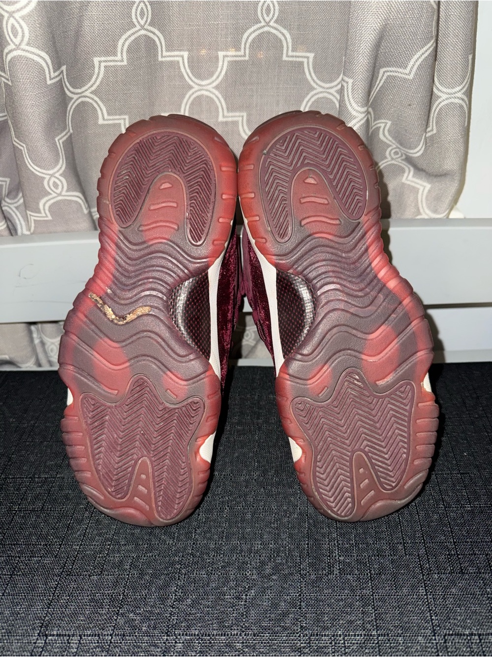 🍷‎ Air Jordan 11 Retro GG Heiress “Night Maroon” Velvet - Picture 5 of 6